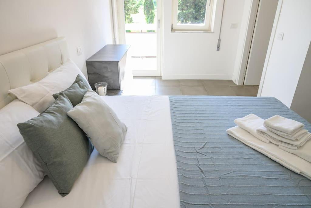 רומא Laura Sweet Home Con Piscina מראה חיצוני תמונה